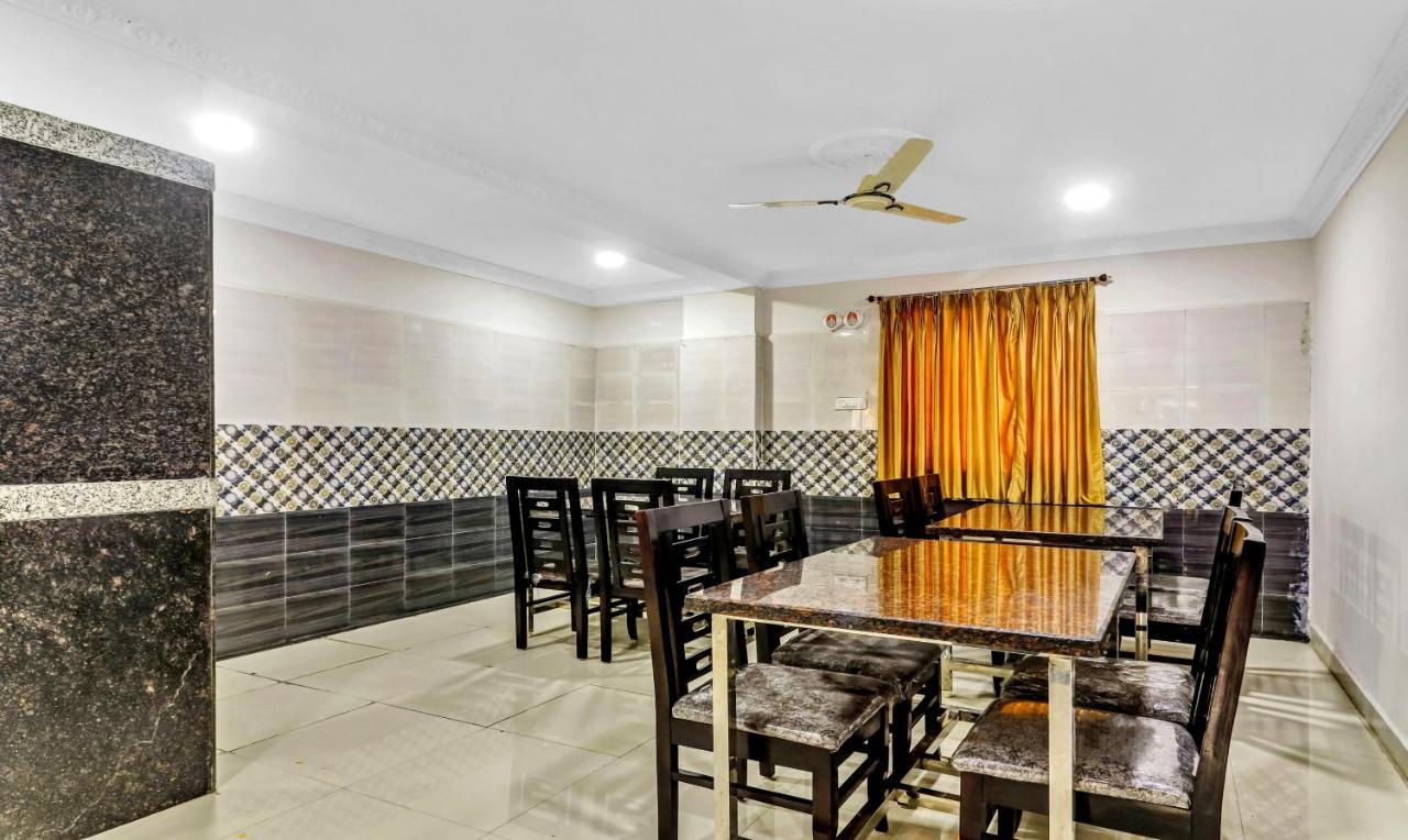 Itsy By Treebo - Royal Galaxy Kukatpally Hyderabad Esterno foto